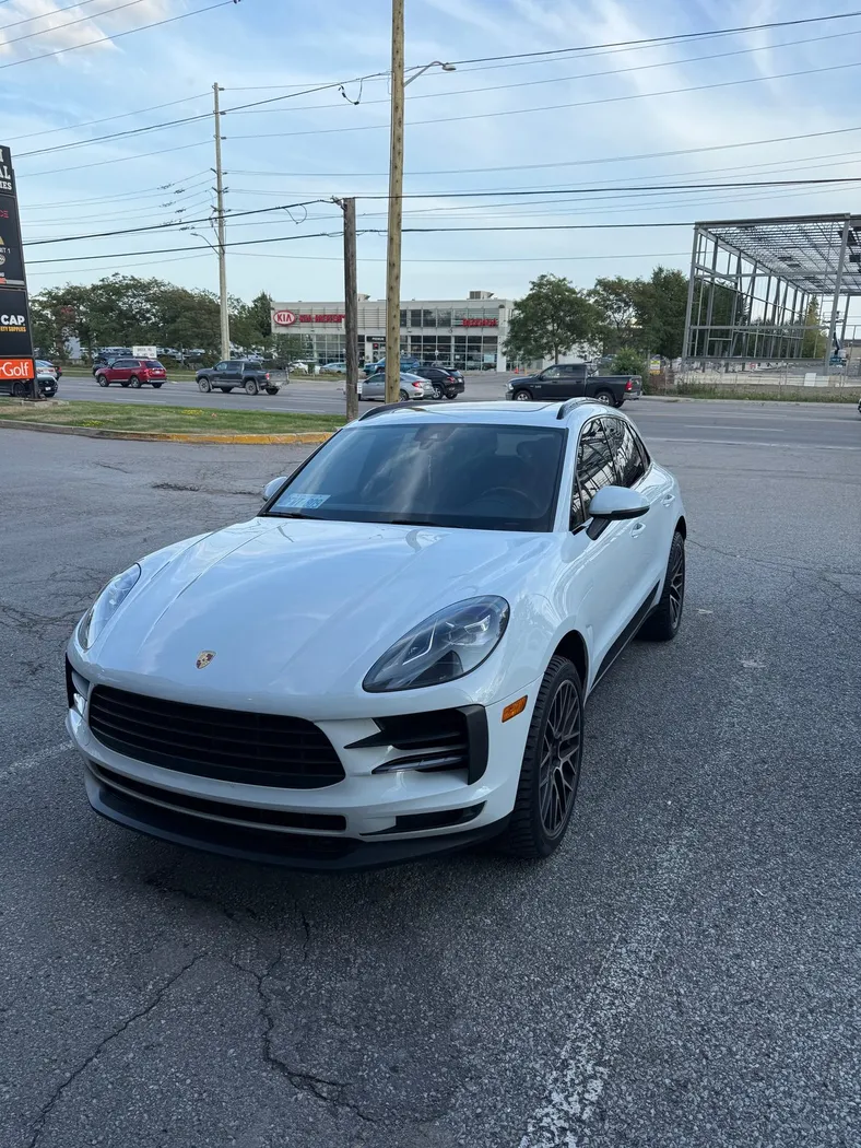 Porsche Macan S photo 2