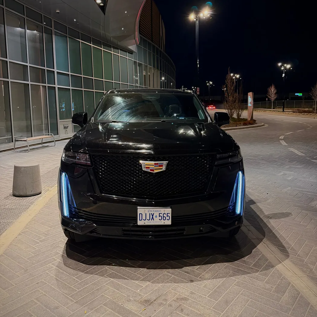 Cadillac Escalade ESV photo 3