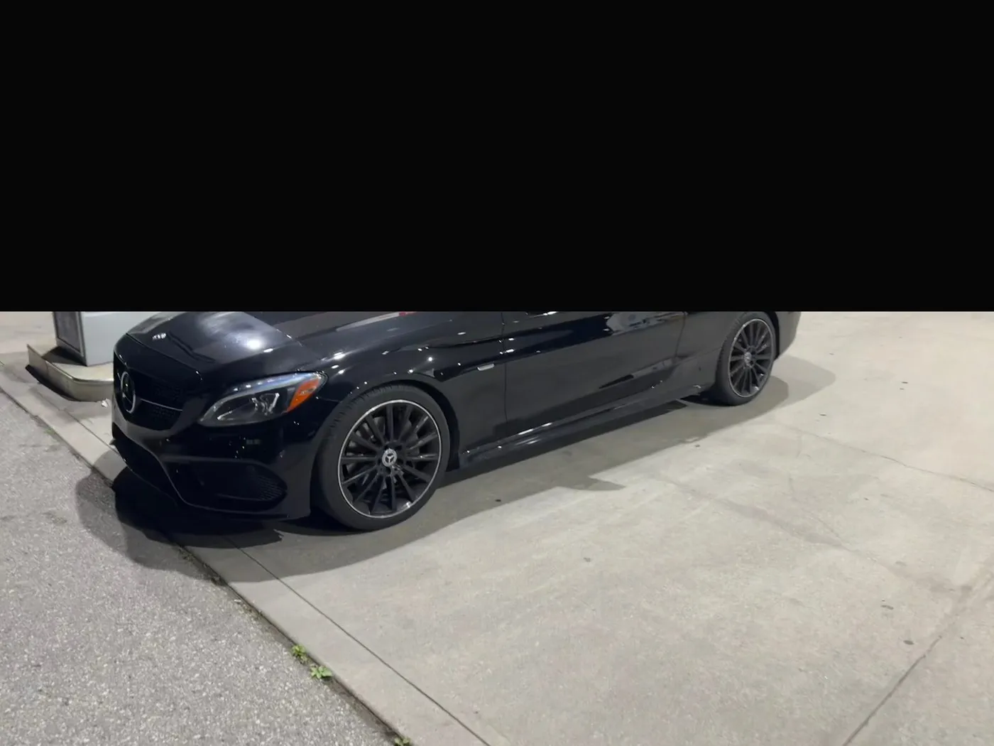 Mercedes C-Class Convertible AMG Night Package photo 2