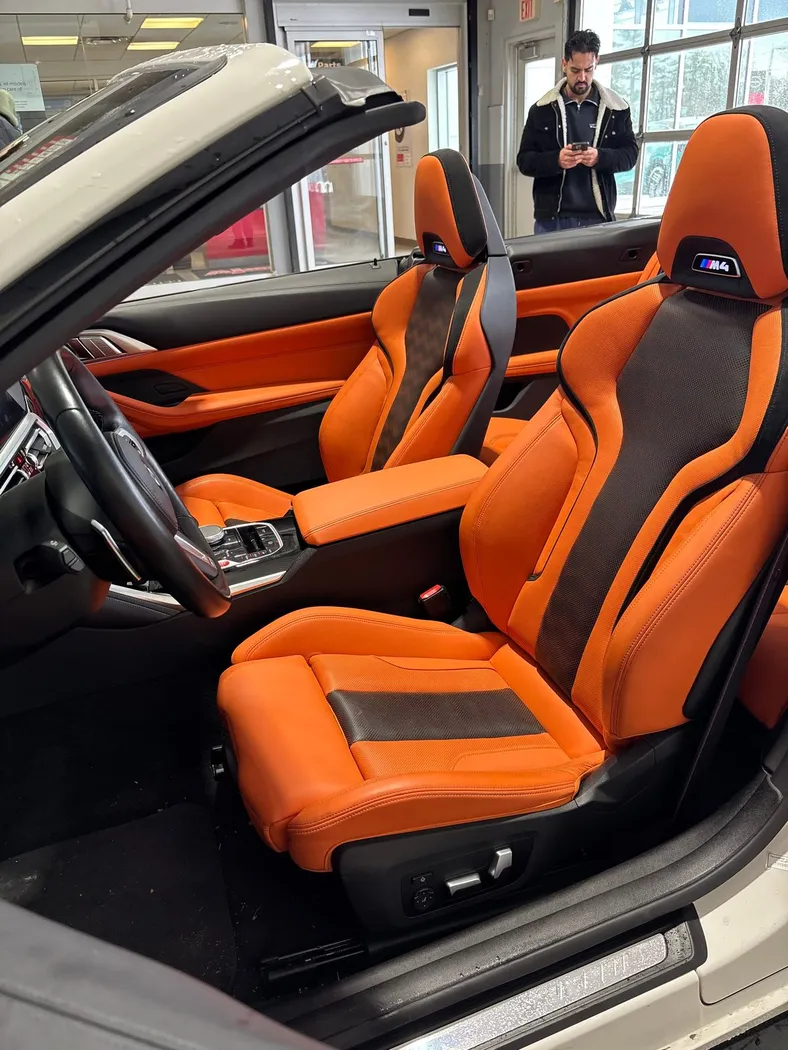 BMW M4 Competition Convertible photo 4