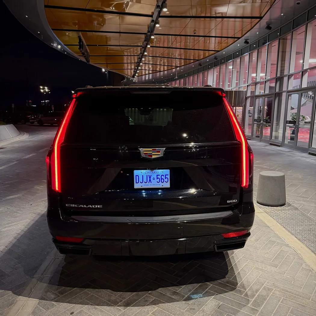 Cadillac Escalade ESV photo 6